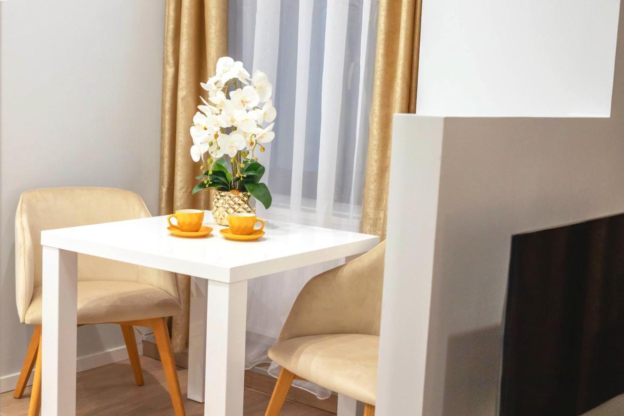 Апартаменты Apartament Zloty Грудзёндз Экстерьер фото